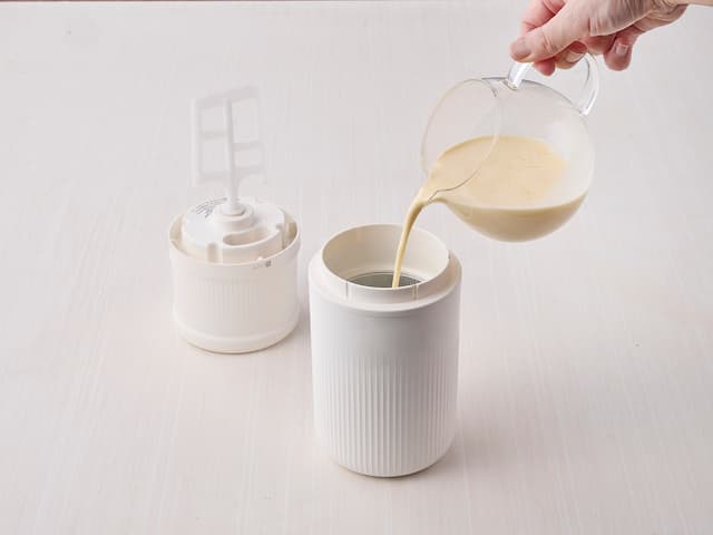 ニトリ　コードレスコンパクトアイスクリームメーカー
