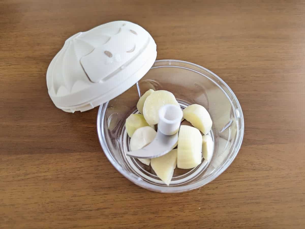 ミニハンドル野菜カッター にんにくのサイズ感