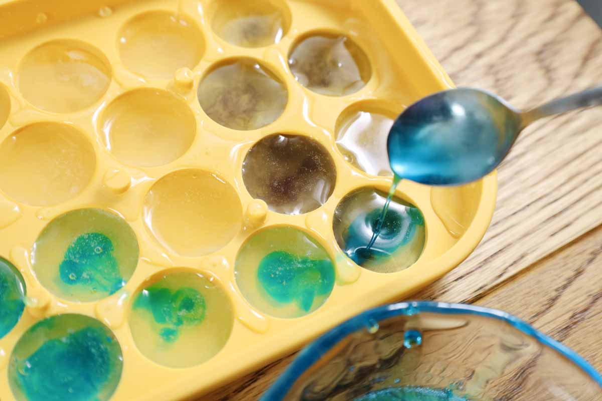 「まるでビー玉のような琥珀糖」