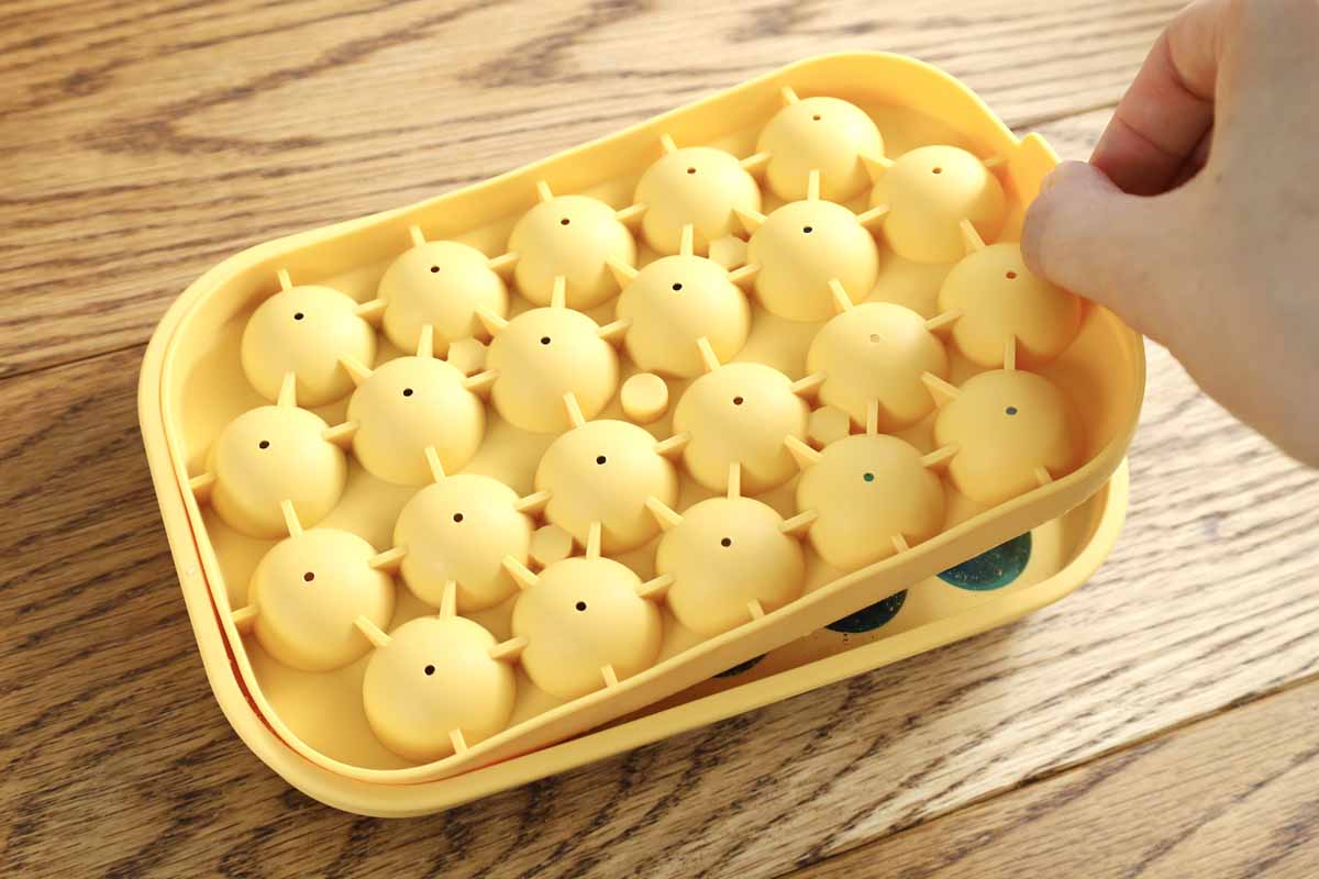 「まるでビー玉のような琥珀糖」