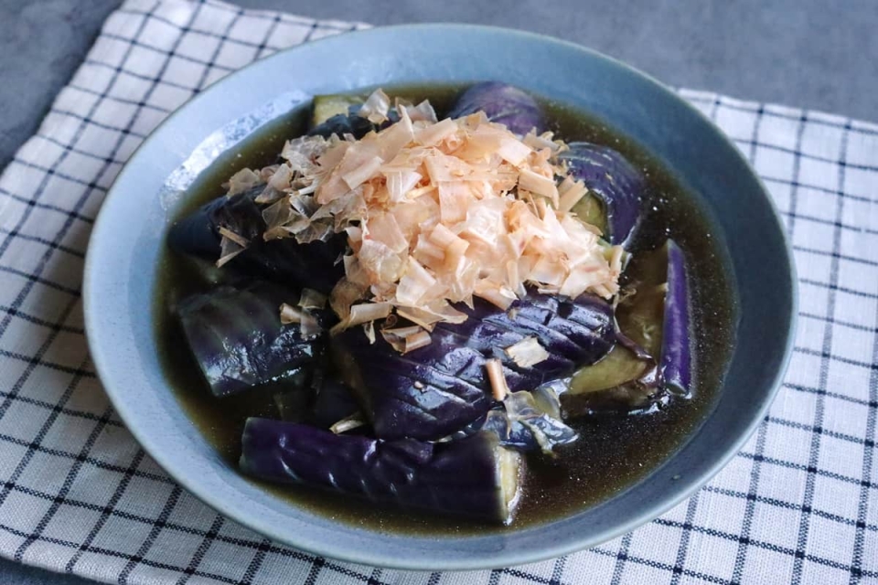夏の食卓に♪さっぱり食べられる「なすの煮びたし」