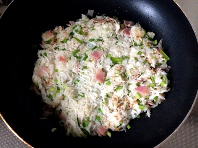 山本ゆりさんの「もちもちそうめんチヂミ」レシピ