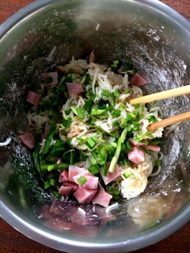 山本ゆりさんの「もちもちそうめんチヂミ」レシピ