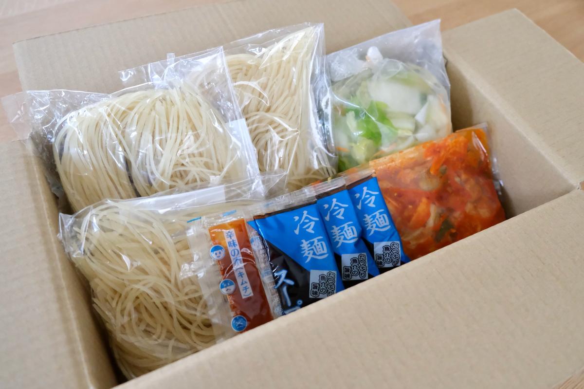水キムチのオリジナル冷麺セットの届く様子