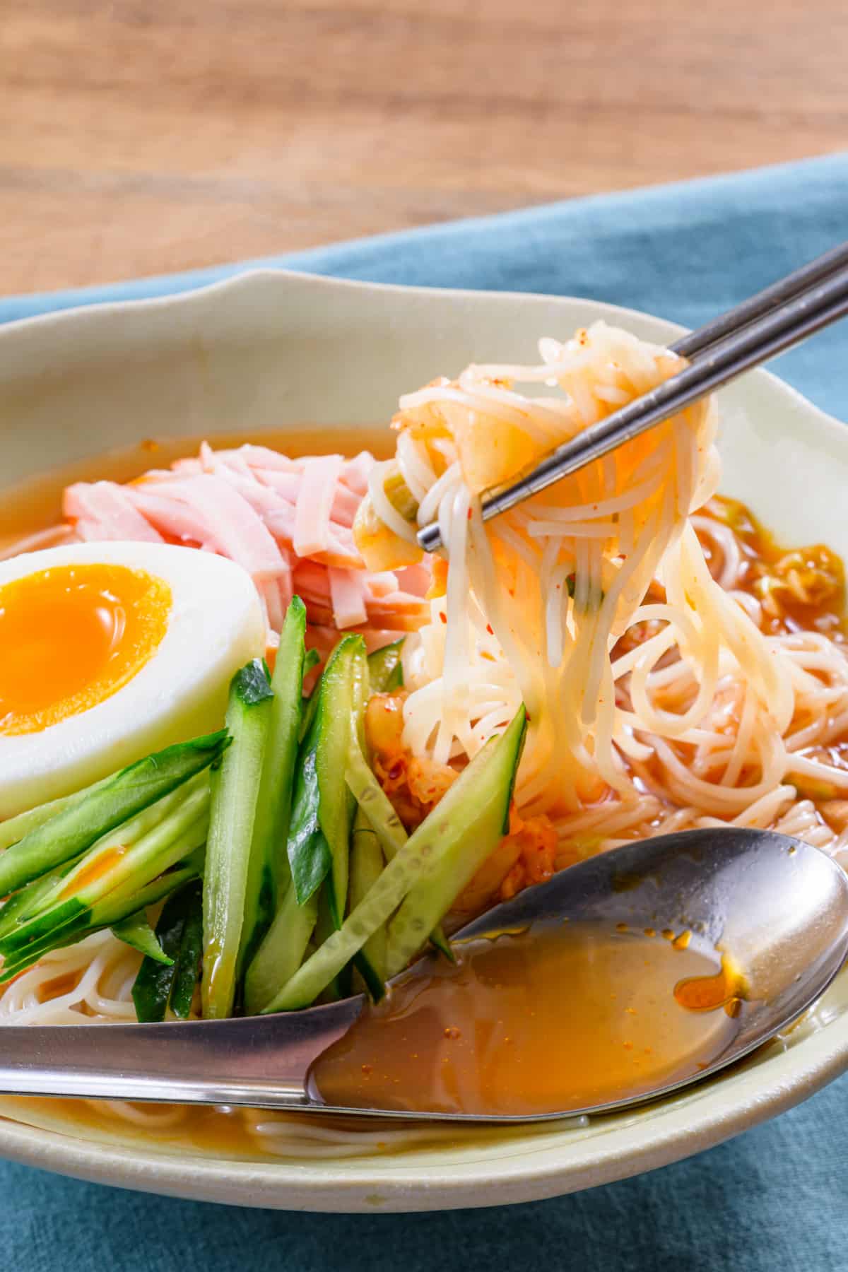 カンタン酢トマトの韓国冷麺風そうめん