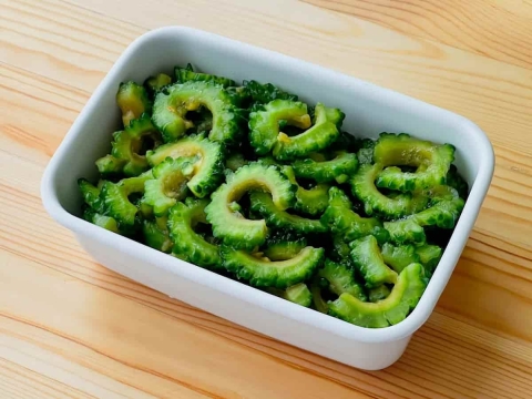 夏の冷蔵庫にはこれ♪スガさんの「ゴーヤ」作り置きおかず