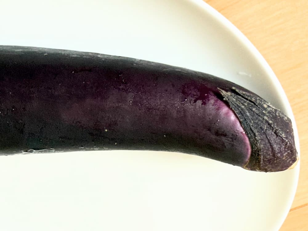 全体的に色が濃く、ムラがない