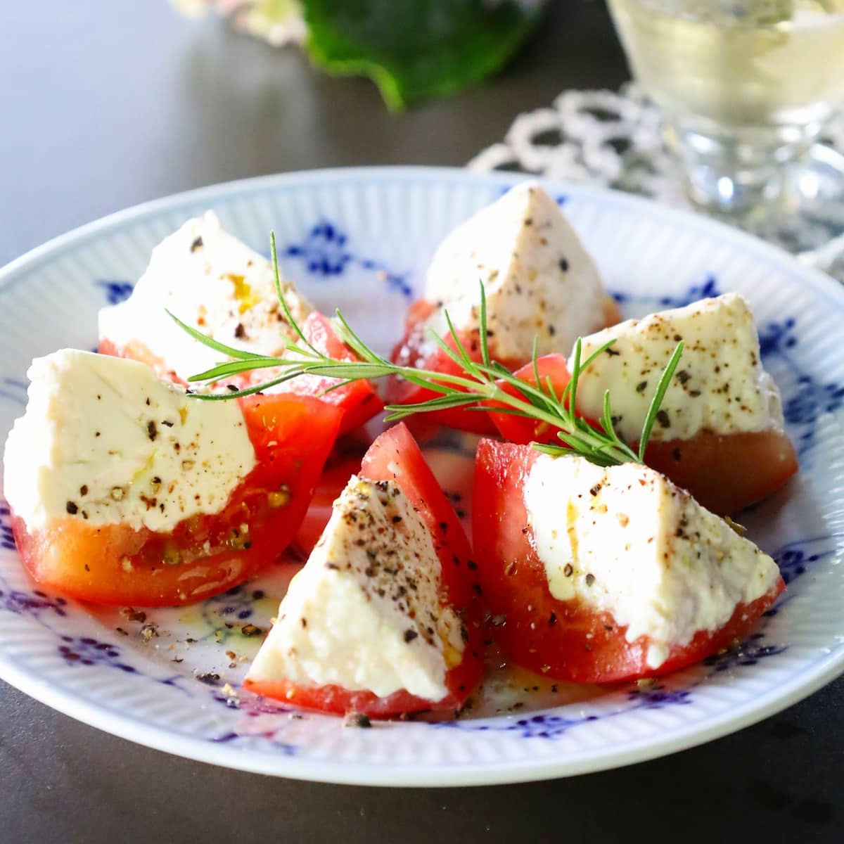 塩豆腐トマト1
アイキャッチ画像