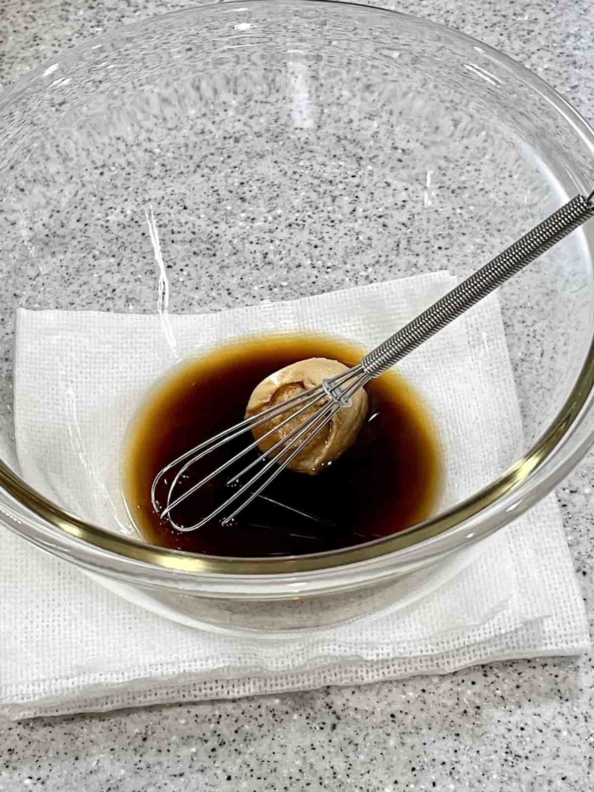 「カラフルピーマンとしめじの甘辛みそ和え」レシピ