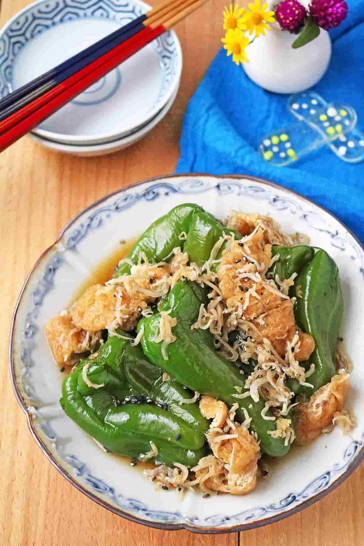 まるごとピーマンのレンジ煮