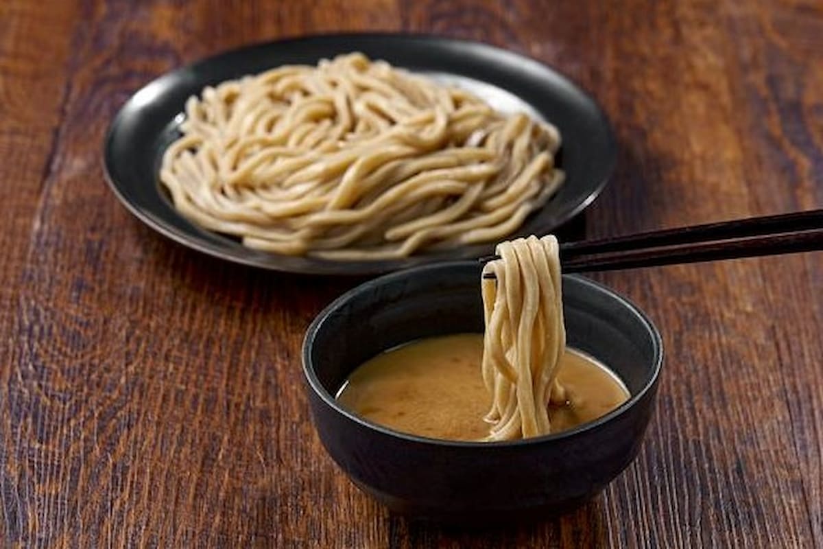 中華蕎麦 とみ田監修 金の濃厚つけめん