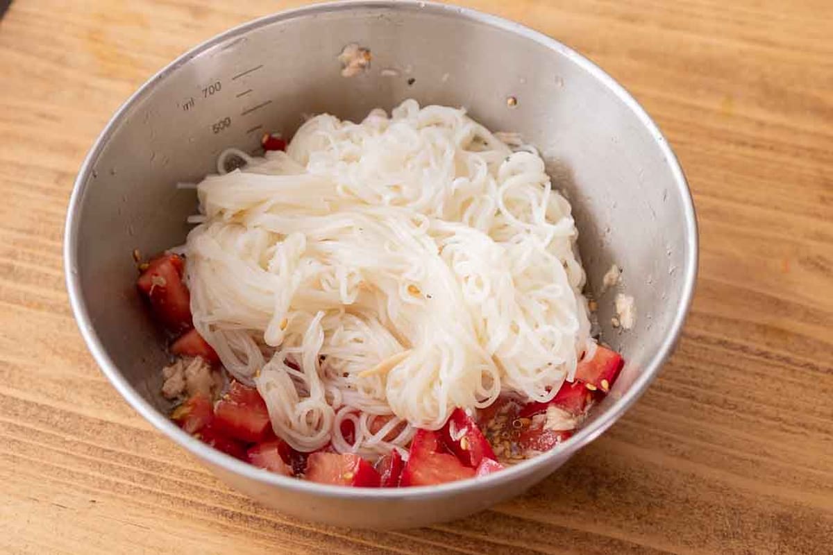 ツナとトマトの冷製カッペリーニ風そうめん