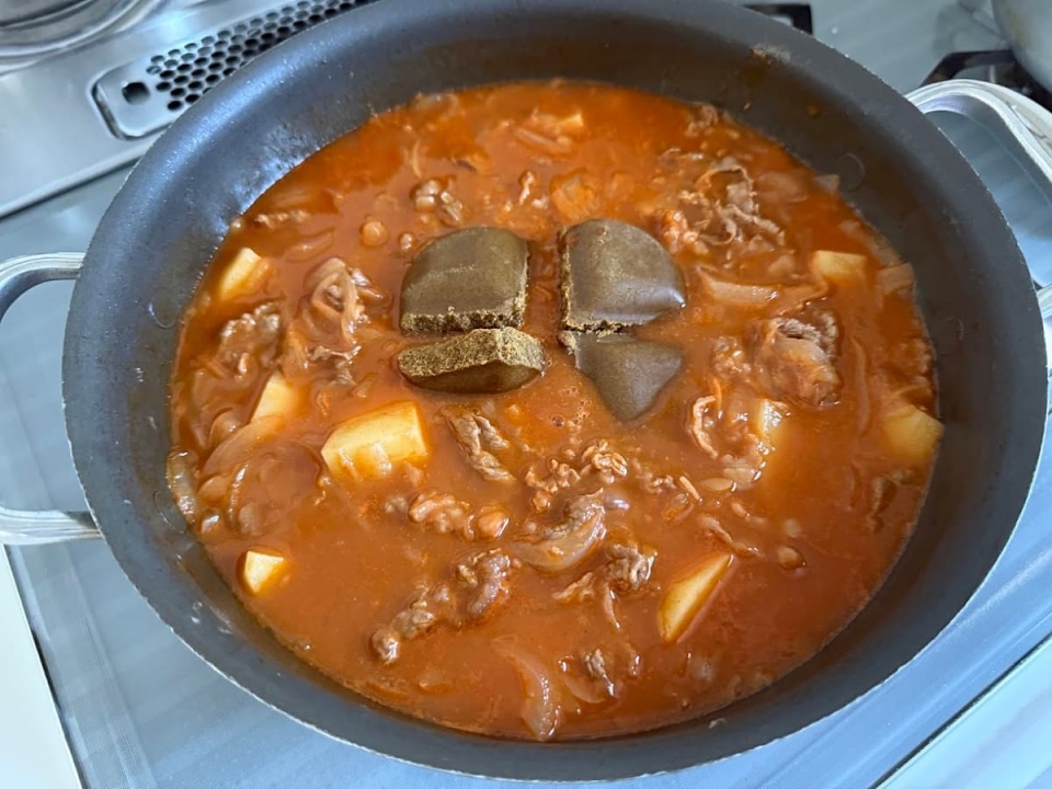 ルーを入れる