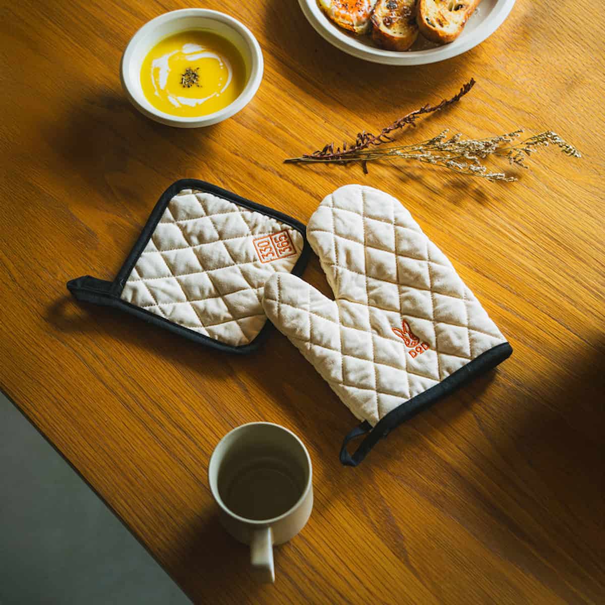 fave mitten set
