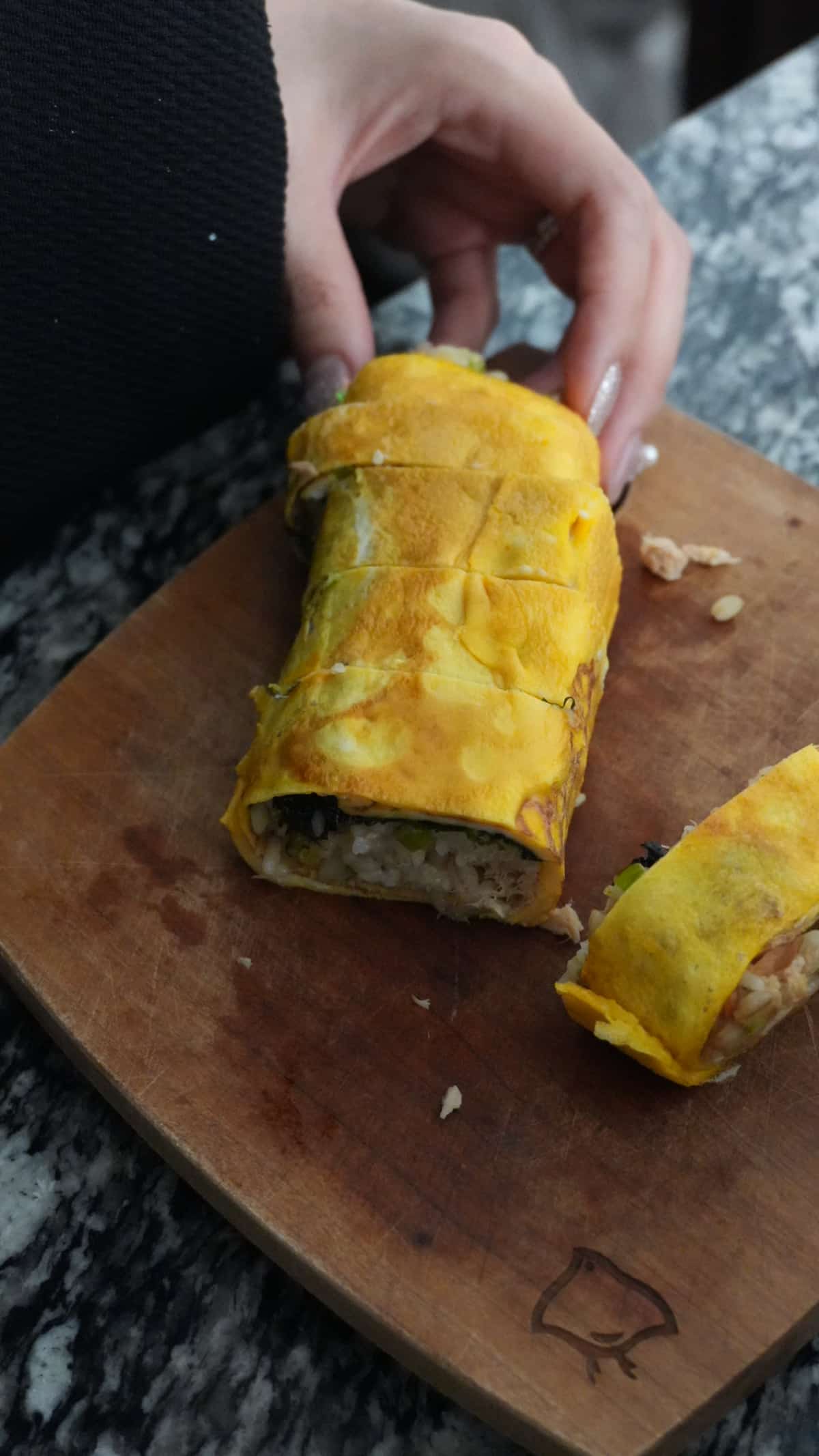 「キンパ風チャーハン」レシピ　簡単にカットできるよ