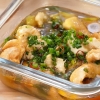 レンジで簡単♪しっとりやわらか「鶏むね肉」レシピがSNSで話題！