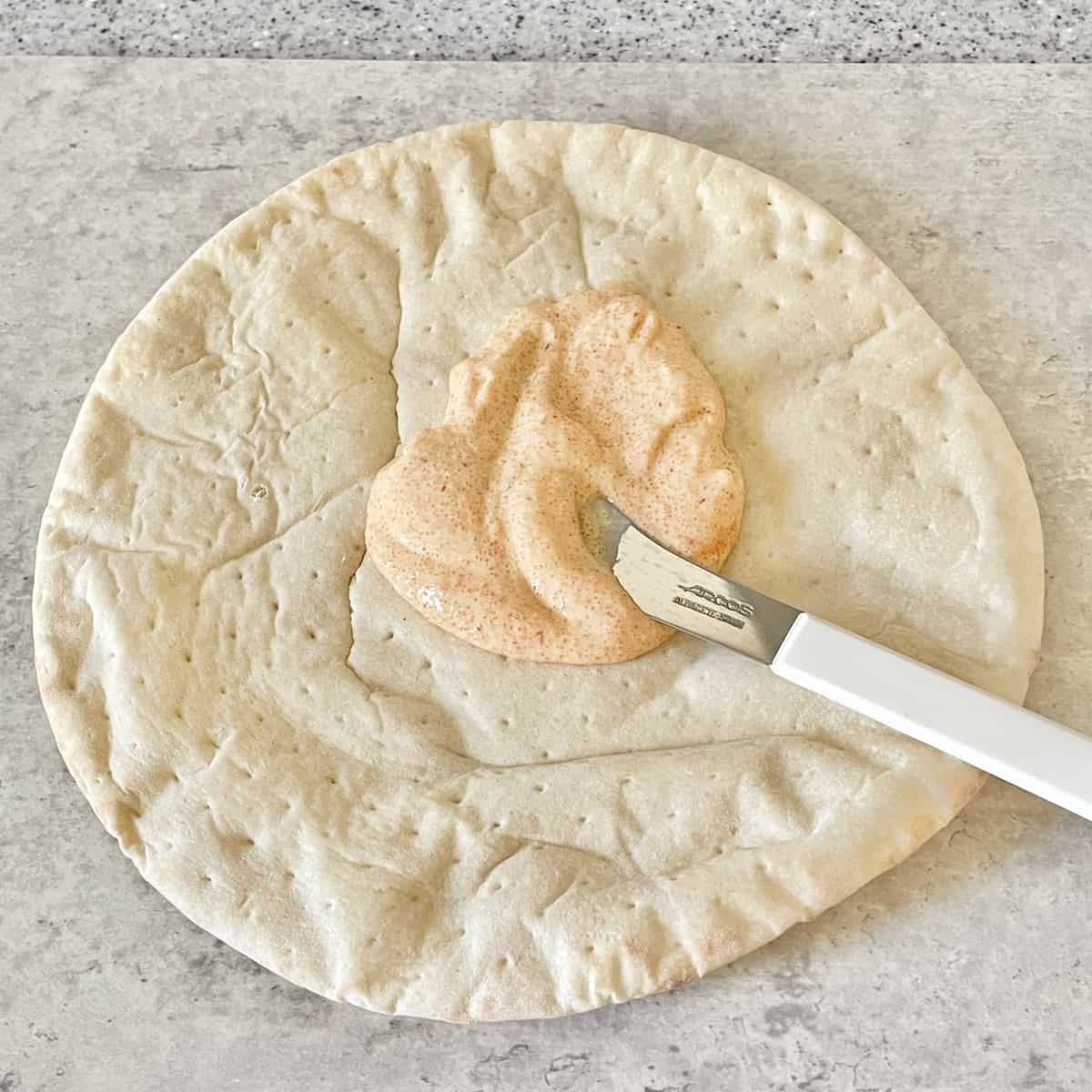 「ちくわとお餅の明太マヨピザ」レシピ