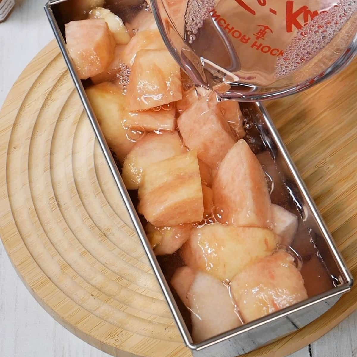 「やさしい甘さの桃ゼリー」レシピ