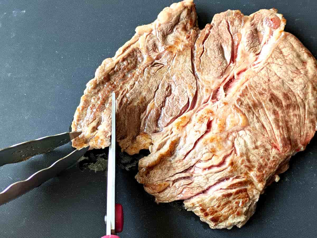 ステーキ肉切り方
