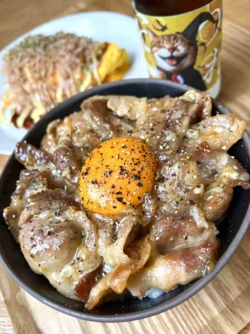 Xで“いいね”10万超！ぴーきちさんの「大人気どんぶり」レシピ