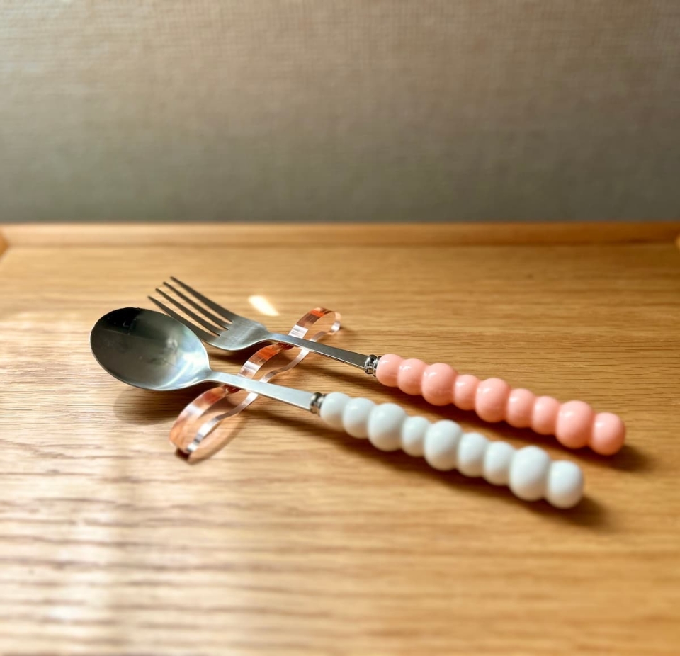 ポップでキュートな新商品!セリアの「カトラリー」で毎日の食事が楽しく♪