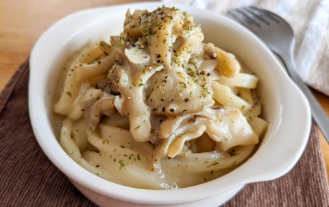 これ、ハマります！寒い日にぴったりな「牛乳バターうどん」