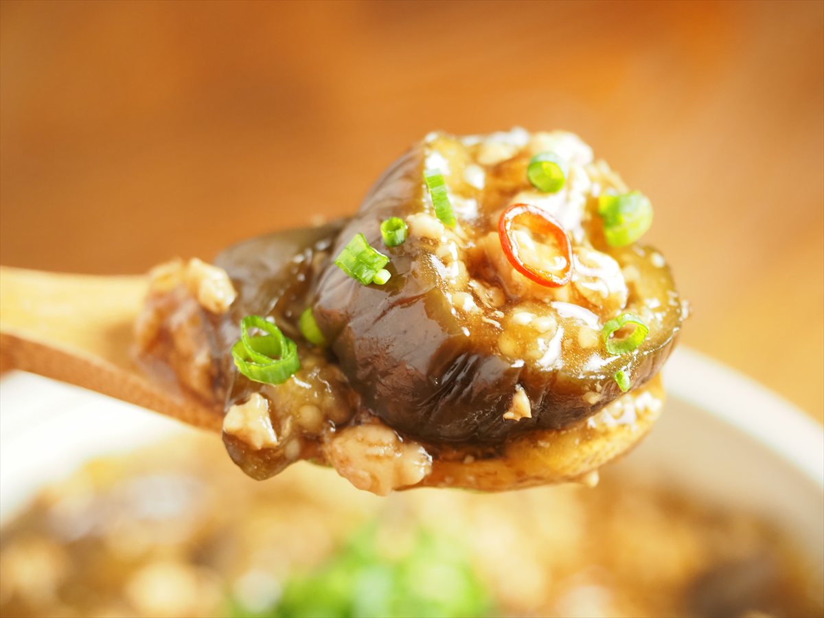 なすと鶏そぼろの甘辛炒め