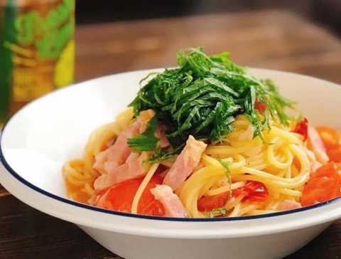 やみつき間違いなし！「トマトとにんにくのパスタ」の作り方