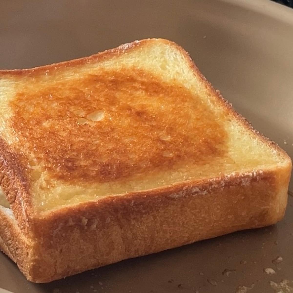 さつまいもとクリームチーズのホットサンド
