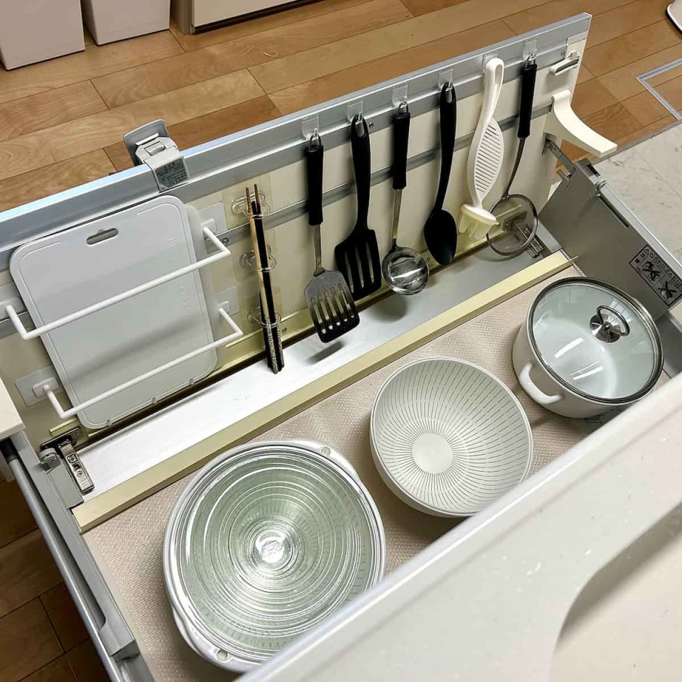 取り出しやすくて散らからない!「キッチンツール」収納アイデア5選