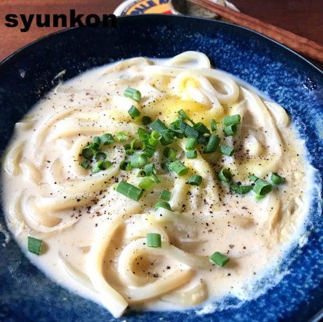 山本ゆりさんの「クリーミー豆乳チーズうどん」レシピ