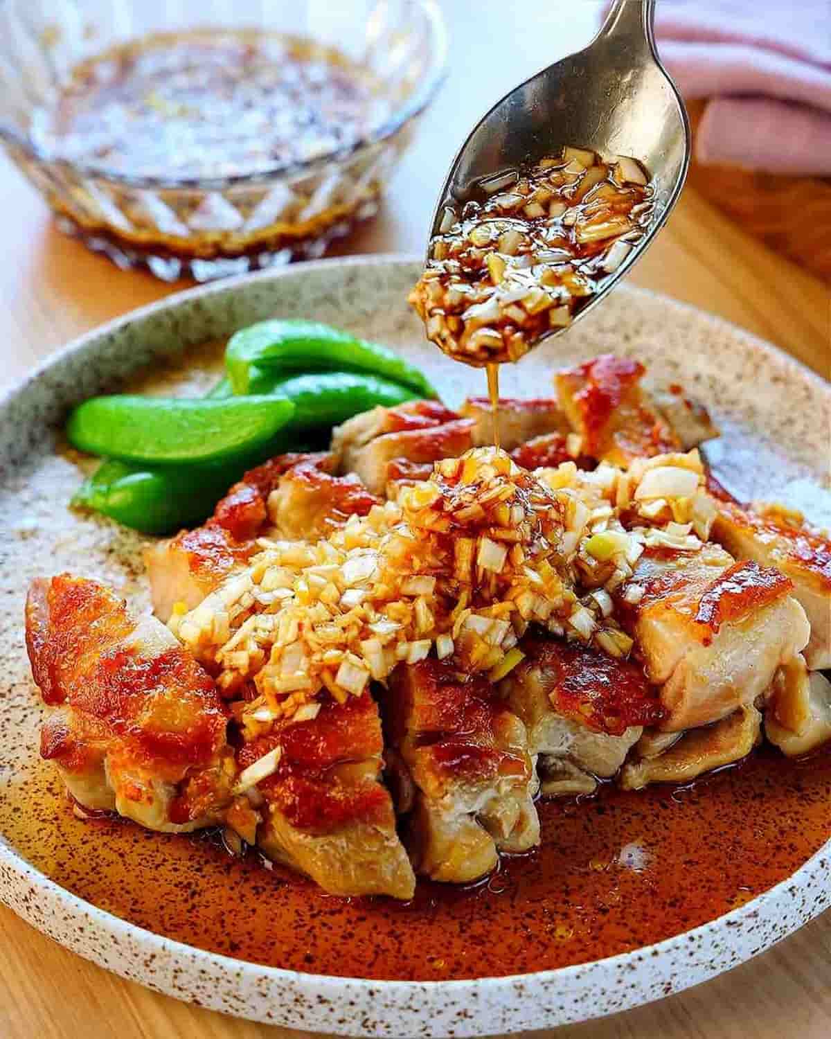 パリッと香ばし！皮パリチキンのねぎソース