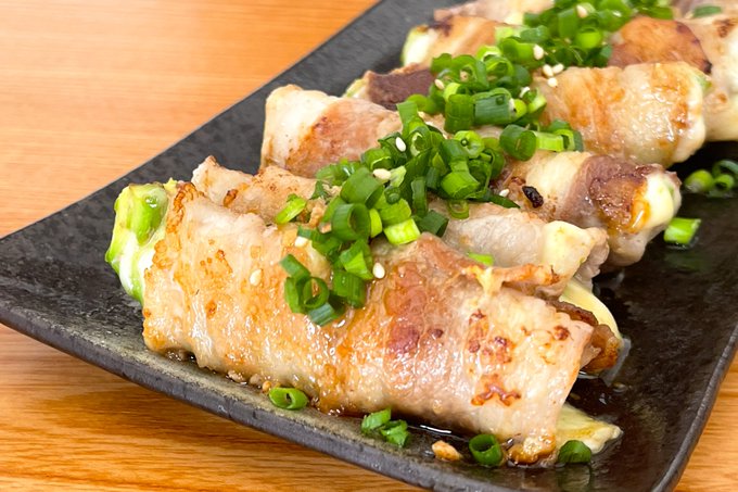 とろ～りおいしい！おつまみにもおすすめな「豚バラチーズ巻き」5選