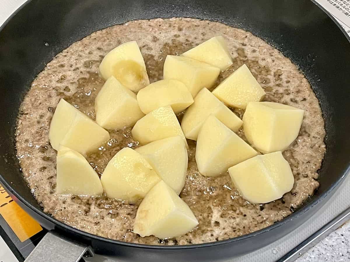 「じゃがいものそぼろ煮」レシピ
