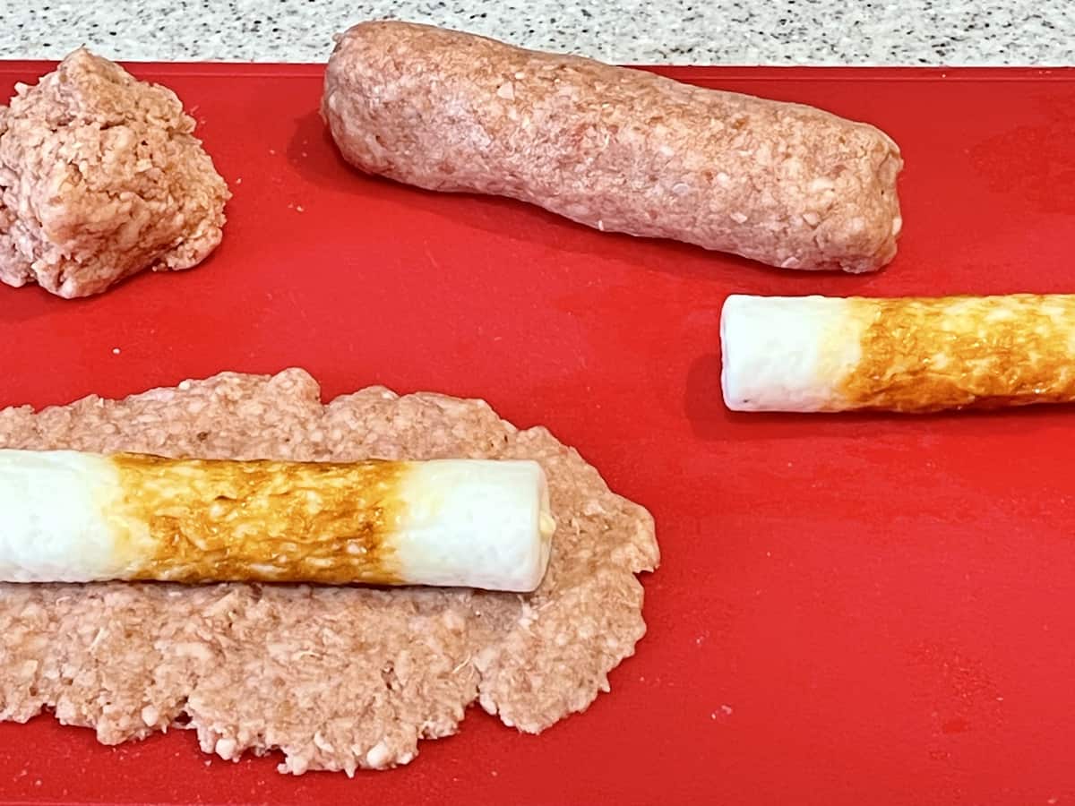 「ちくわチーズのひき肉巻」レシピ