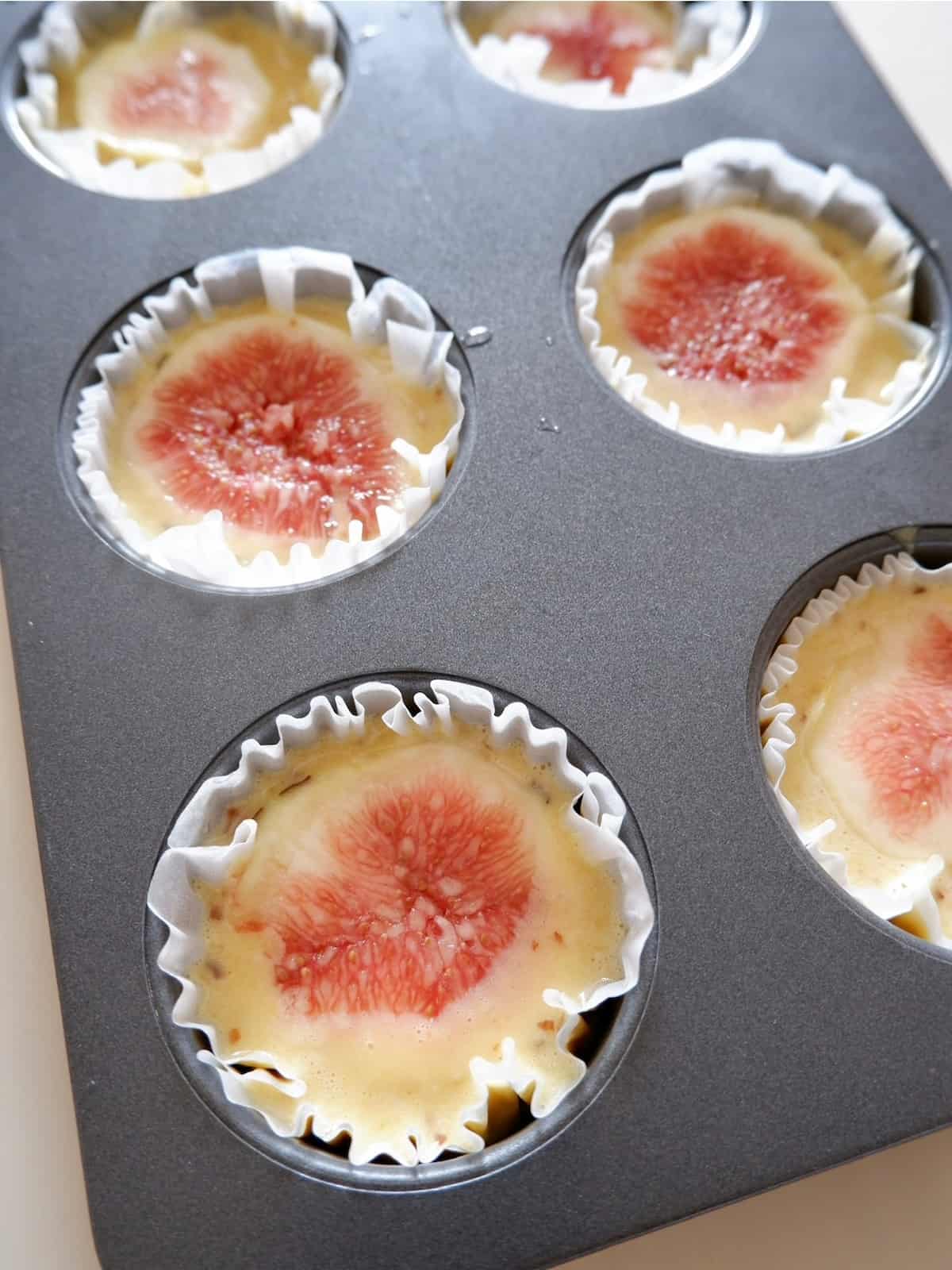 いちじくとクリームチーズの米粉マフィン