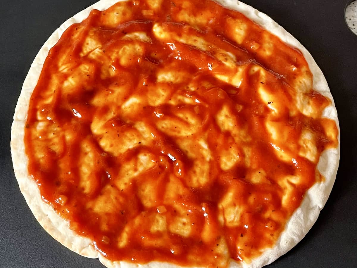 「簡単ピザ」レシピ