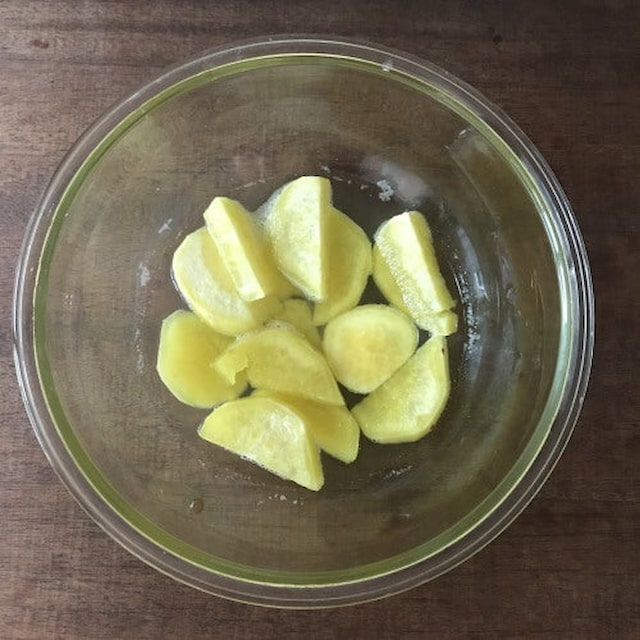 山本ゆりさんの「バスク風スイートポテトケーキ」レシピ