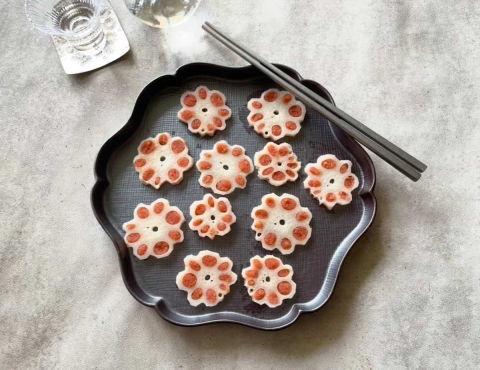 お弁当やおもてなしに！華やかで簡単「お花れんこん」の作り方