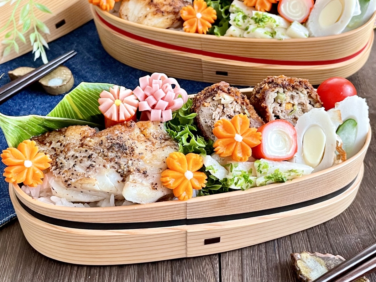 豚ひき肉で作る野菜たっぷりの味付きメンチカツ