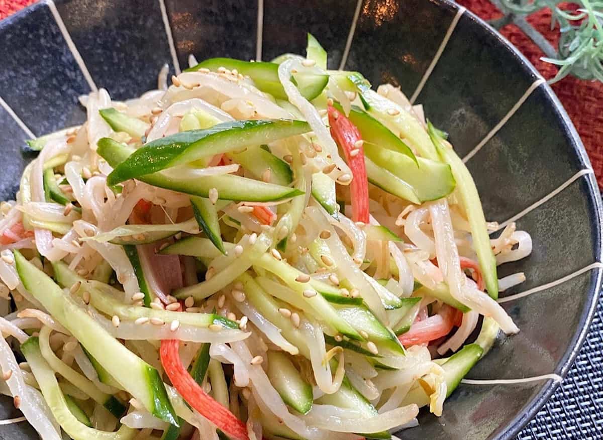 火を使わずにラクうま♪「もやし×きゅうり」のレンチンおかず