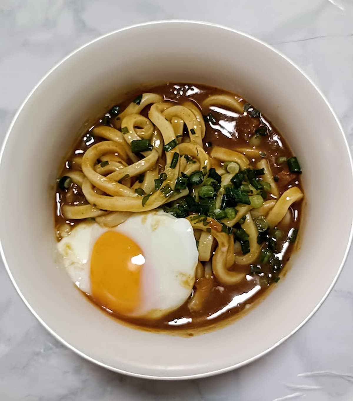 麺にかける 牛すじカレースープ