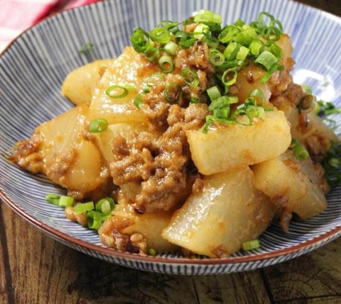 作り置きにも♪甘辛味でご飯がすすむ「大根おかず」レシピ