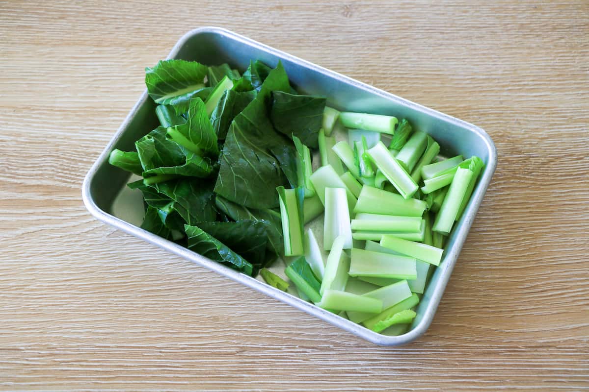小松菜と厚揚げの味噌そぼろ炒め
