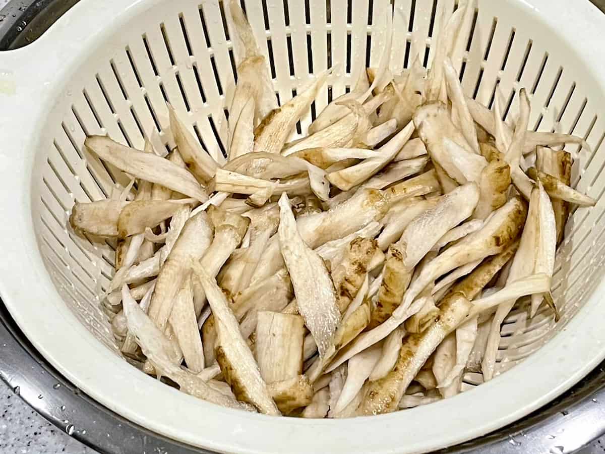 ごぼうのあおさ塩唐揚げ焼き