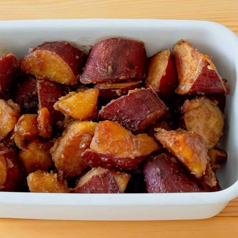 甘さ控えめだからご飯に合う！スガさんの「さつまいも炒め」レシピ