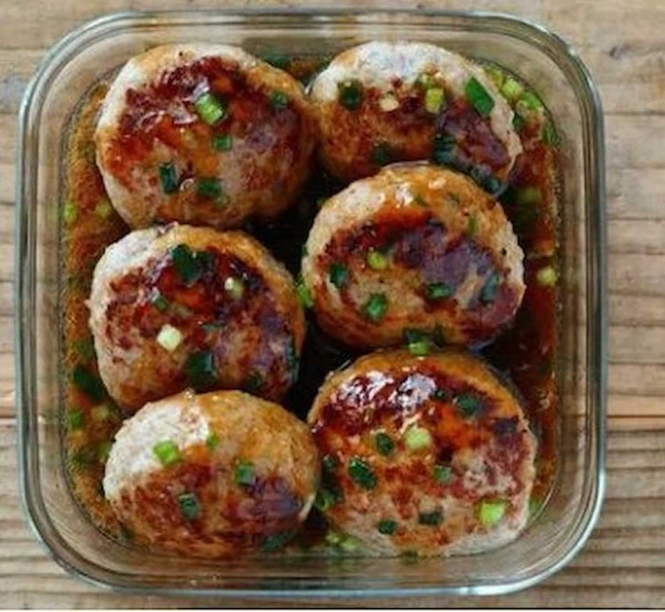 作り置きしておくと便利!nozomiさんのふっくらおいしい「ハンバーグ」