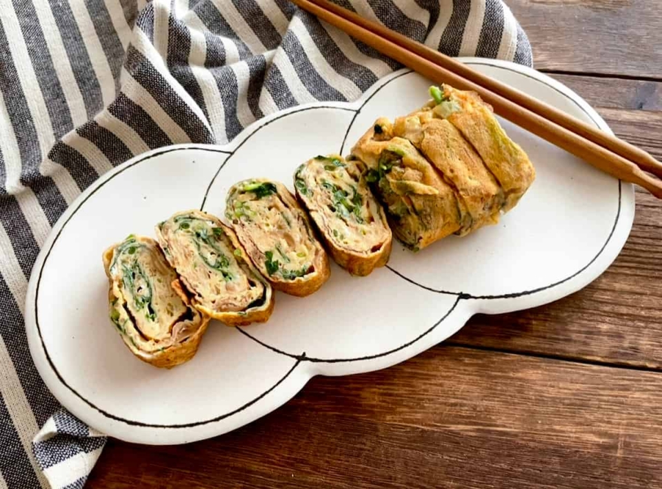 余ったなめたけが大活躍♪「なめたけと三つ葉の卵焼き」が簡単でおいしい