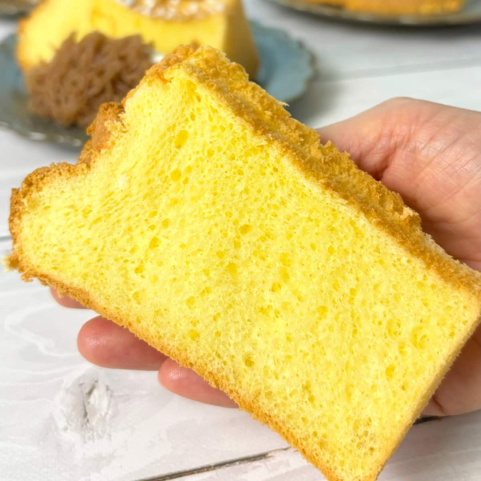 驚くほどふわふわ！米粉で作る「とろけるシフォンケーキ」レシピ