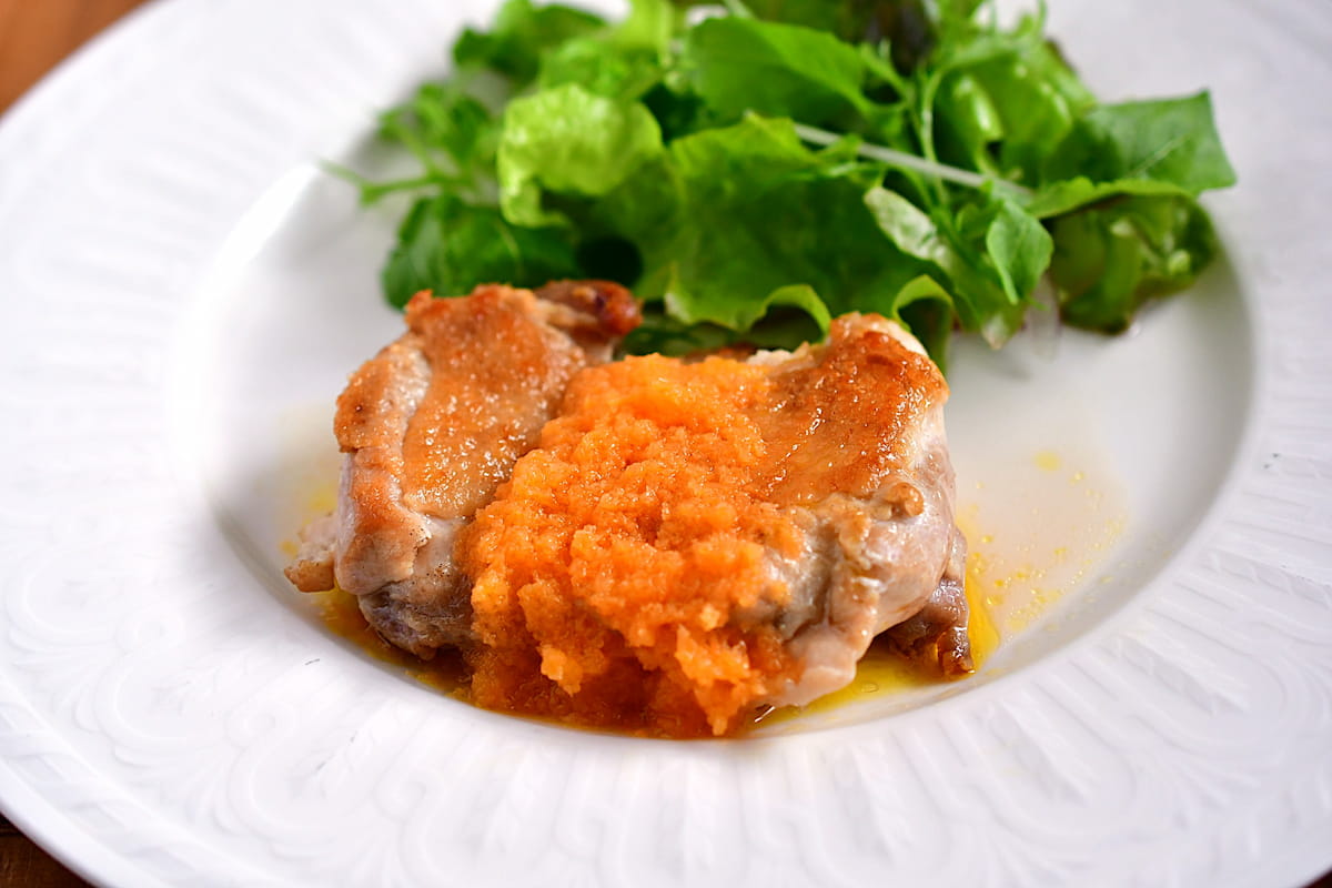 にんじんドレッシングを使ったチキンソテー